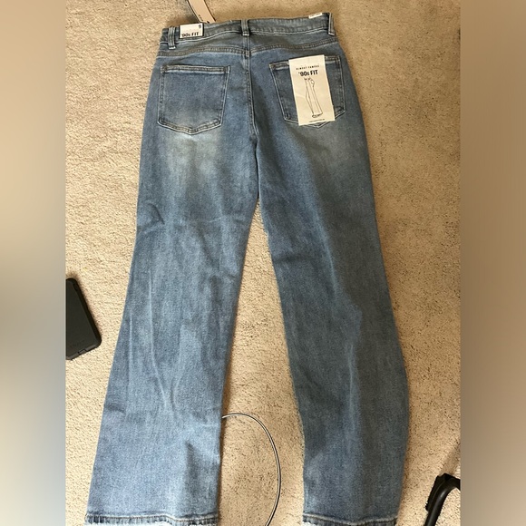 Almost Famous 90s Fit Denim Ripped Jeans - Picture 2 of 2